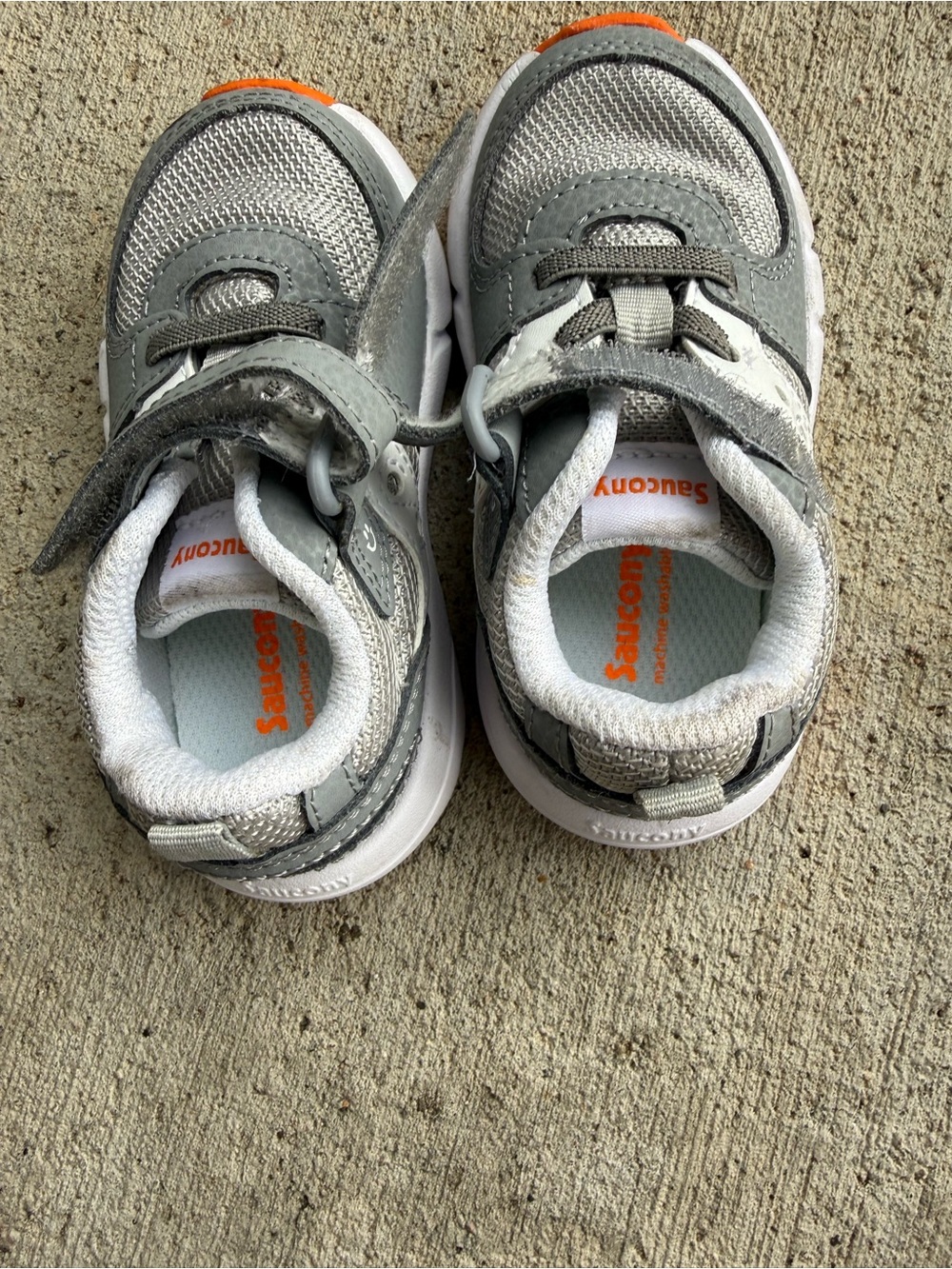 Saucony Kids Gray and Orange Lightweight Hook-and-Loop Sneakers